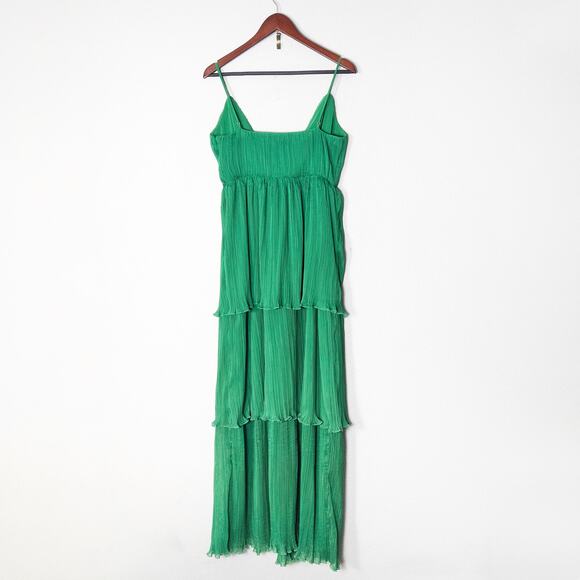 House of Harlow Dress Medium Garden Glow Fairy Emerald Green Boho Tiered Maxi - Picture 2 of 9